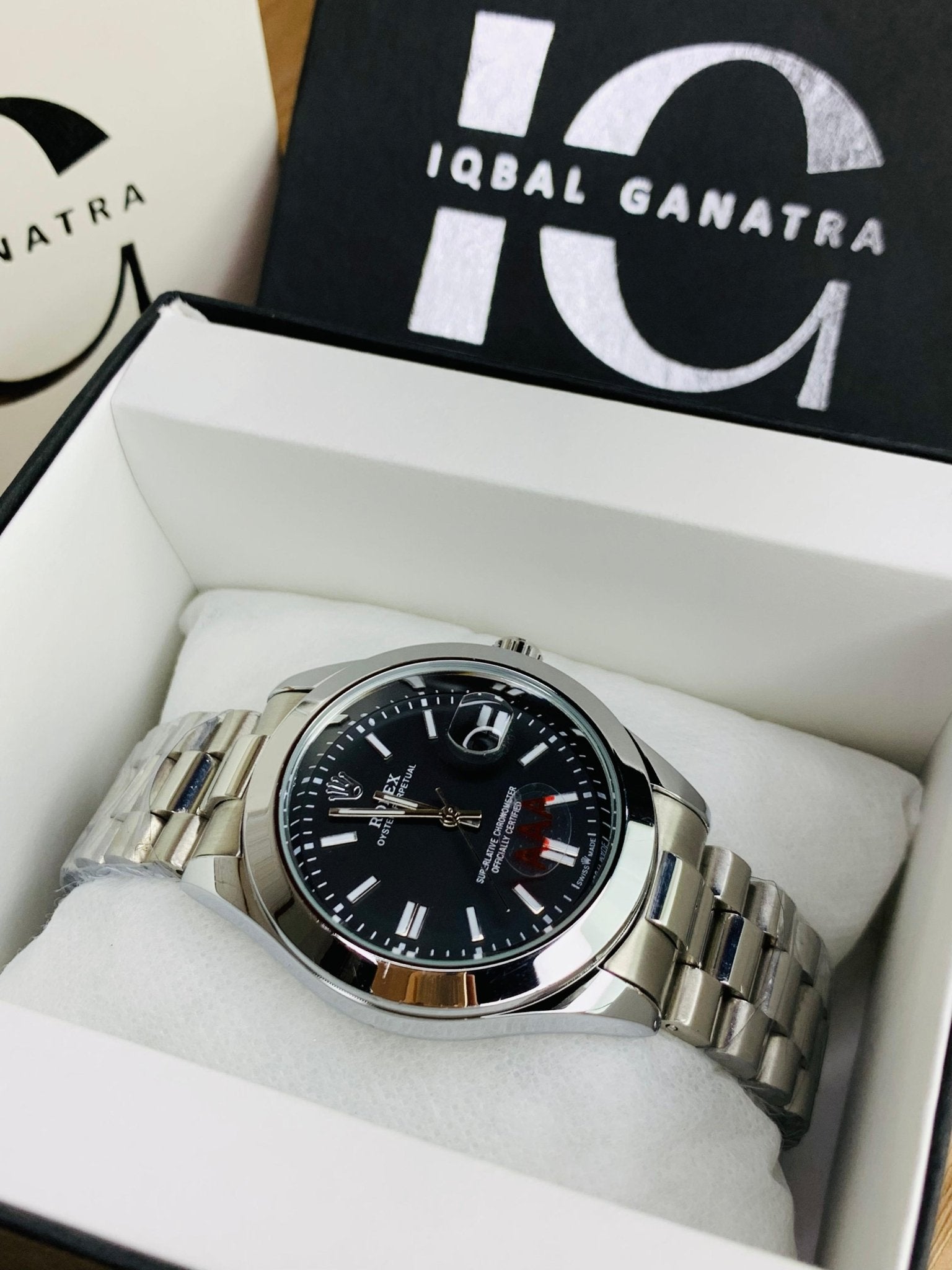 Classic Plain Case (Silver Black)