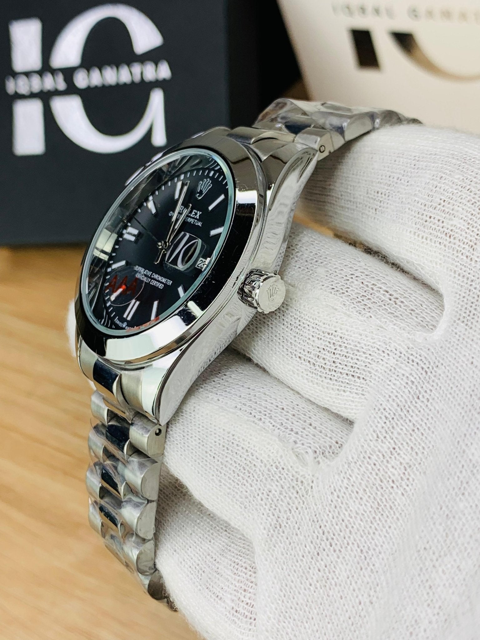 Classic Plain Case (Silver Black)