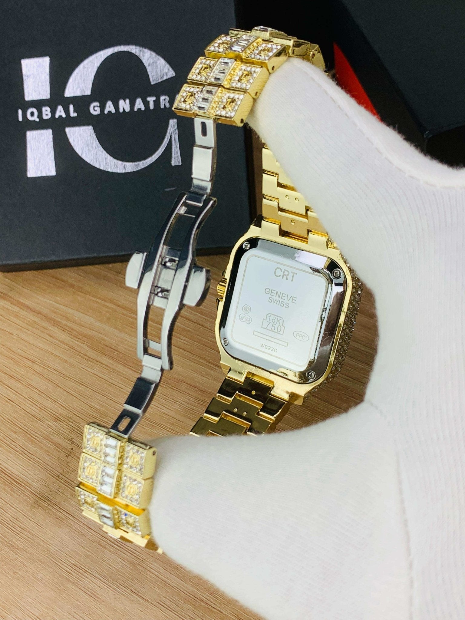 CRTR |Ice Model| Gold White