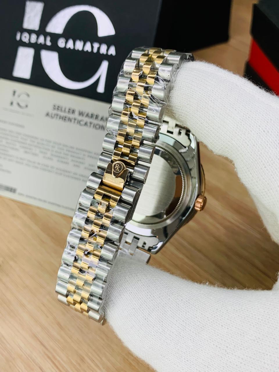 Cut Stone Jubilee Model | White