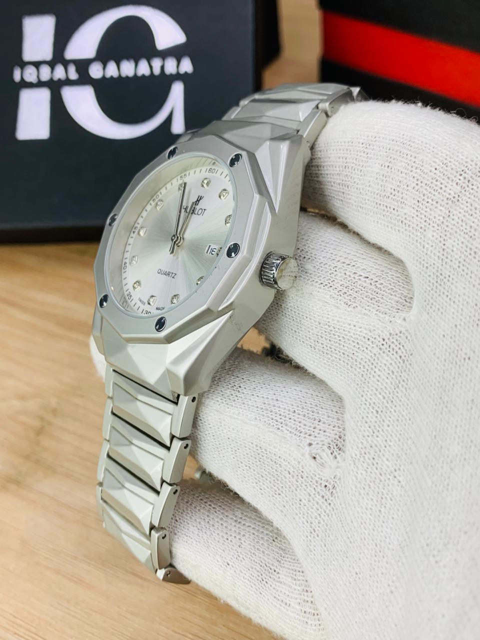 Diamond Cut | Stone Model | White