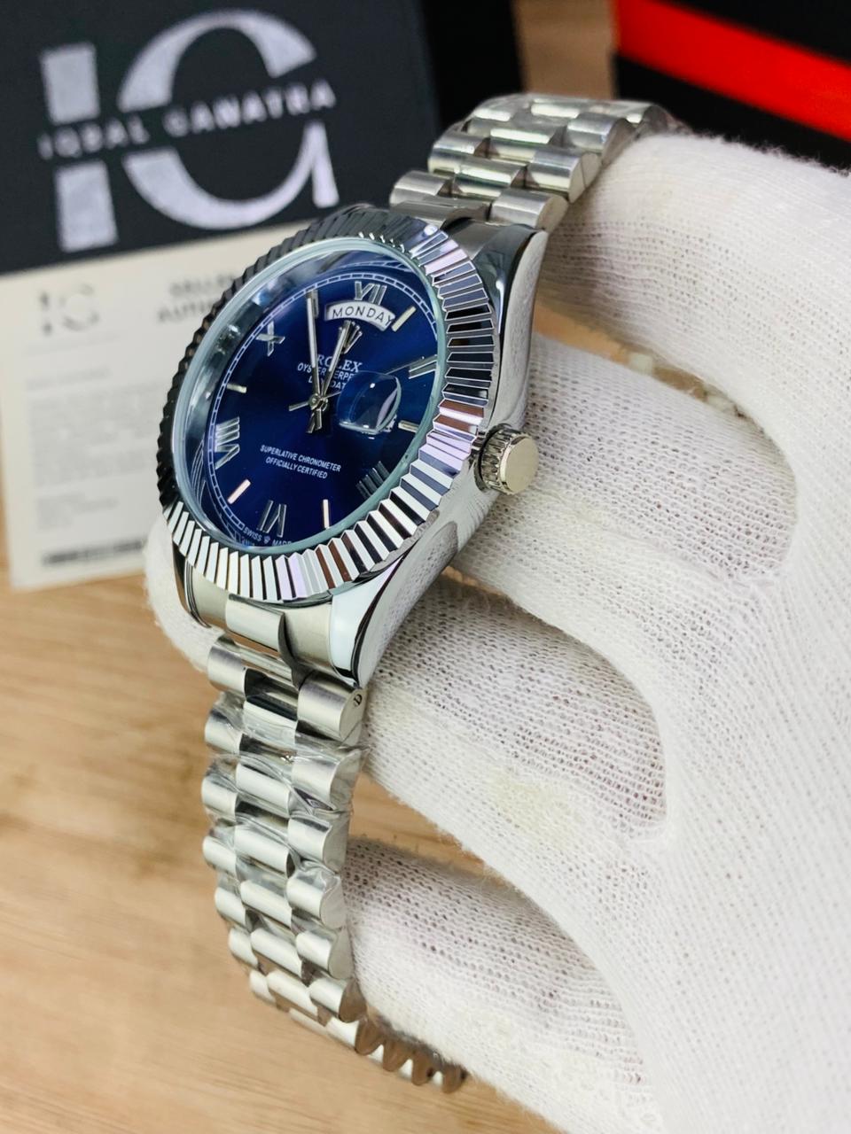 Fluted Bezel Day And Date Model (Blue)