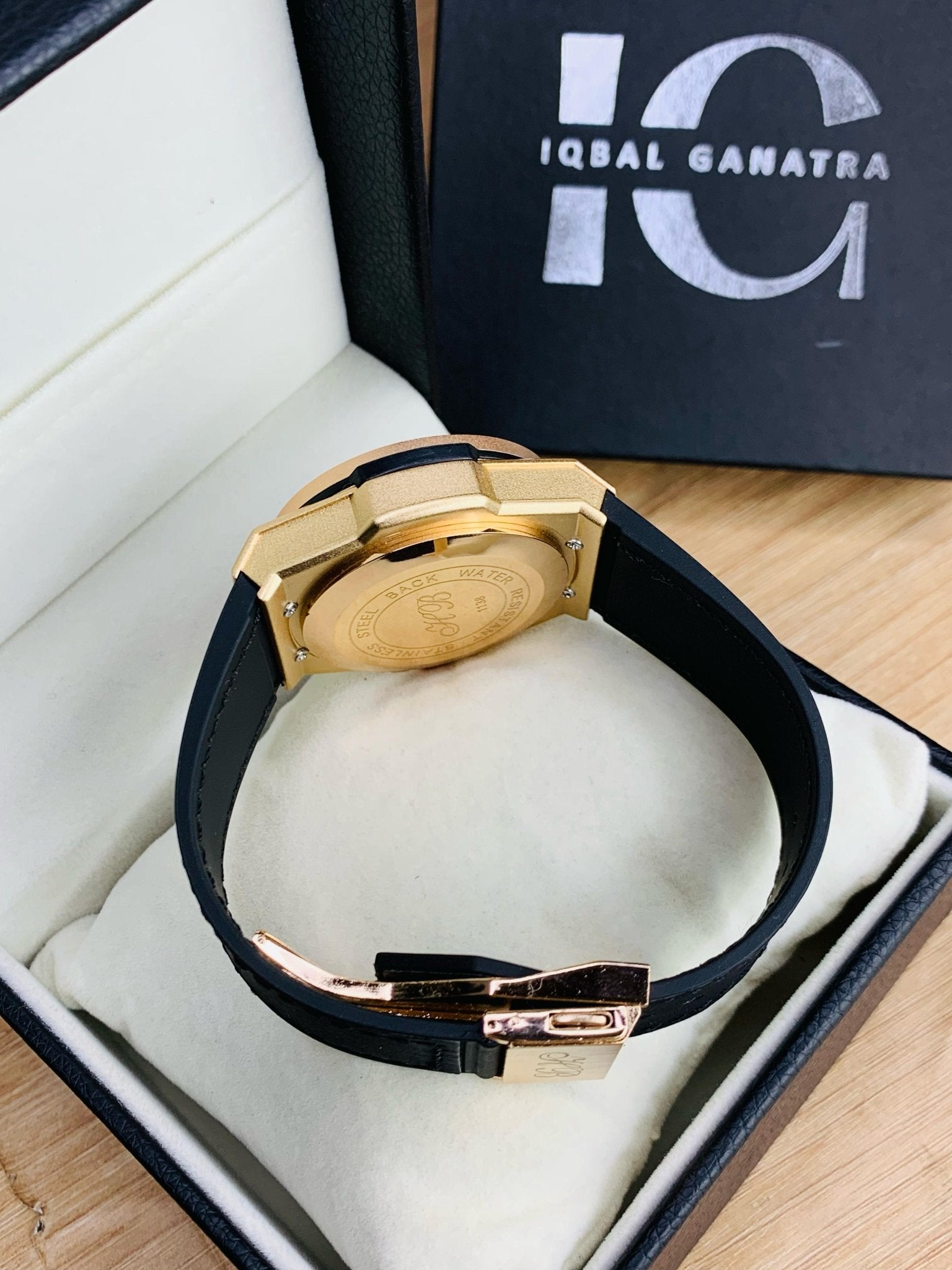 HB Branded Model (Black Strap Copper Case Inner Black)