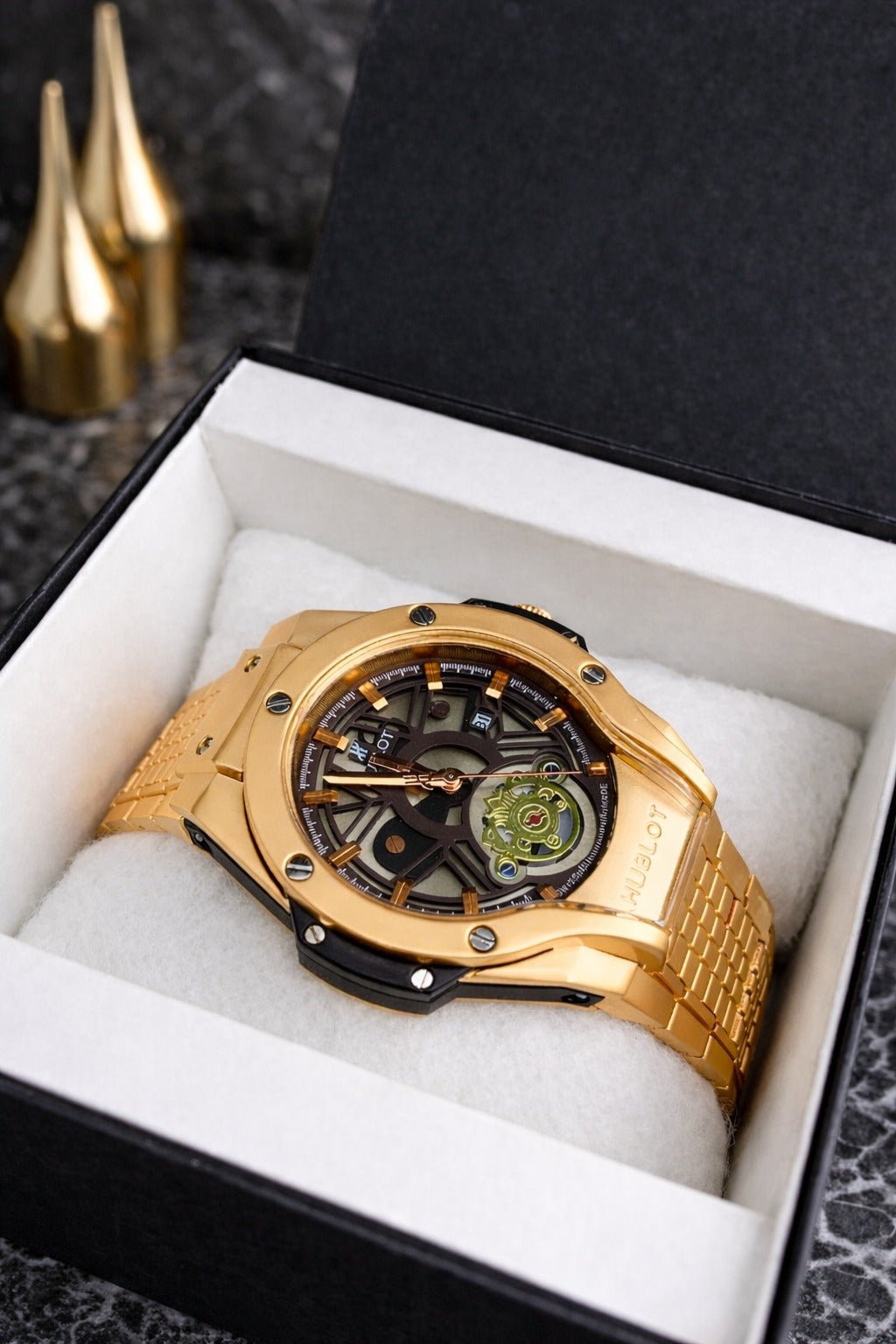 HB Demanding Model | Rosegold Brown