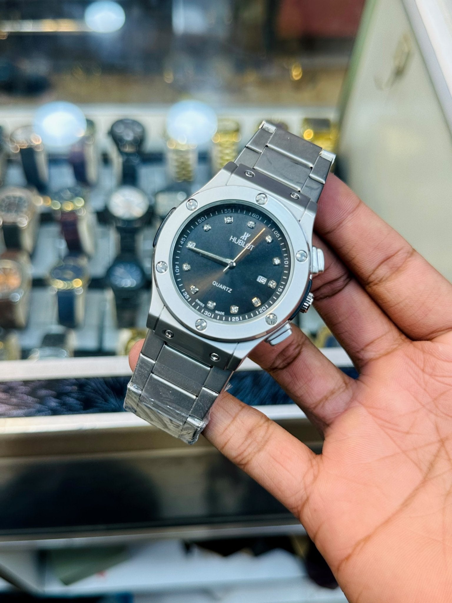 HB Reg Stone Model | Black