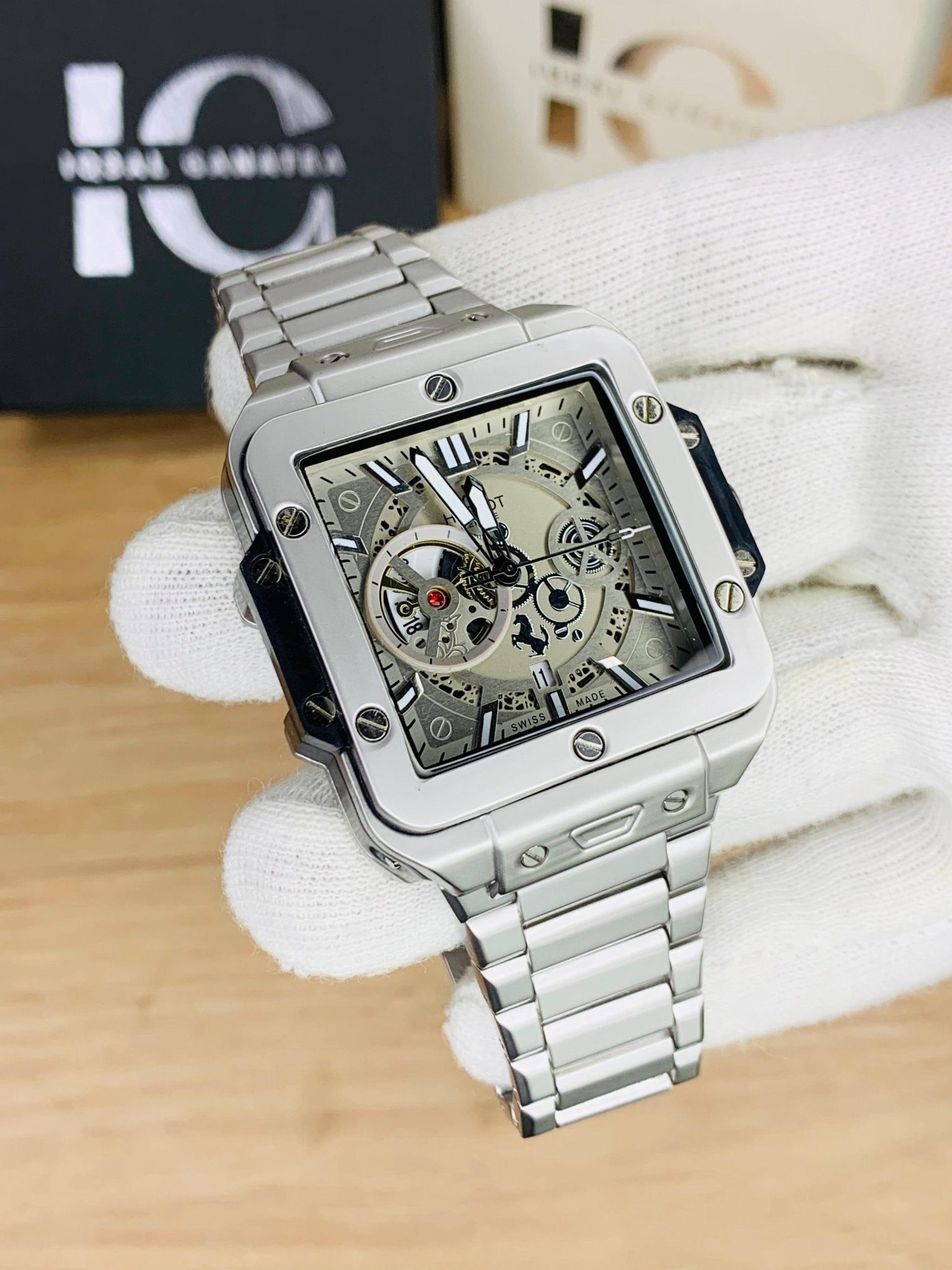 HB SQ Model | Grey