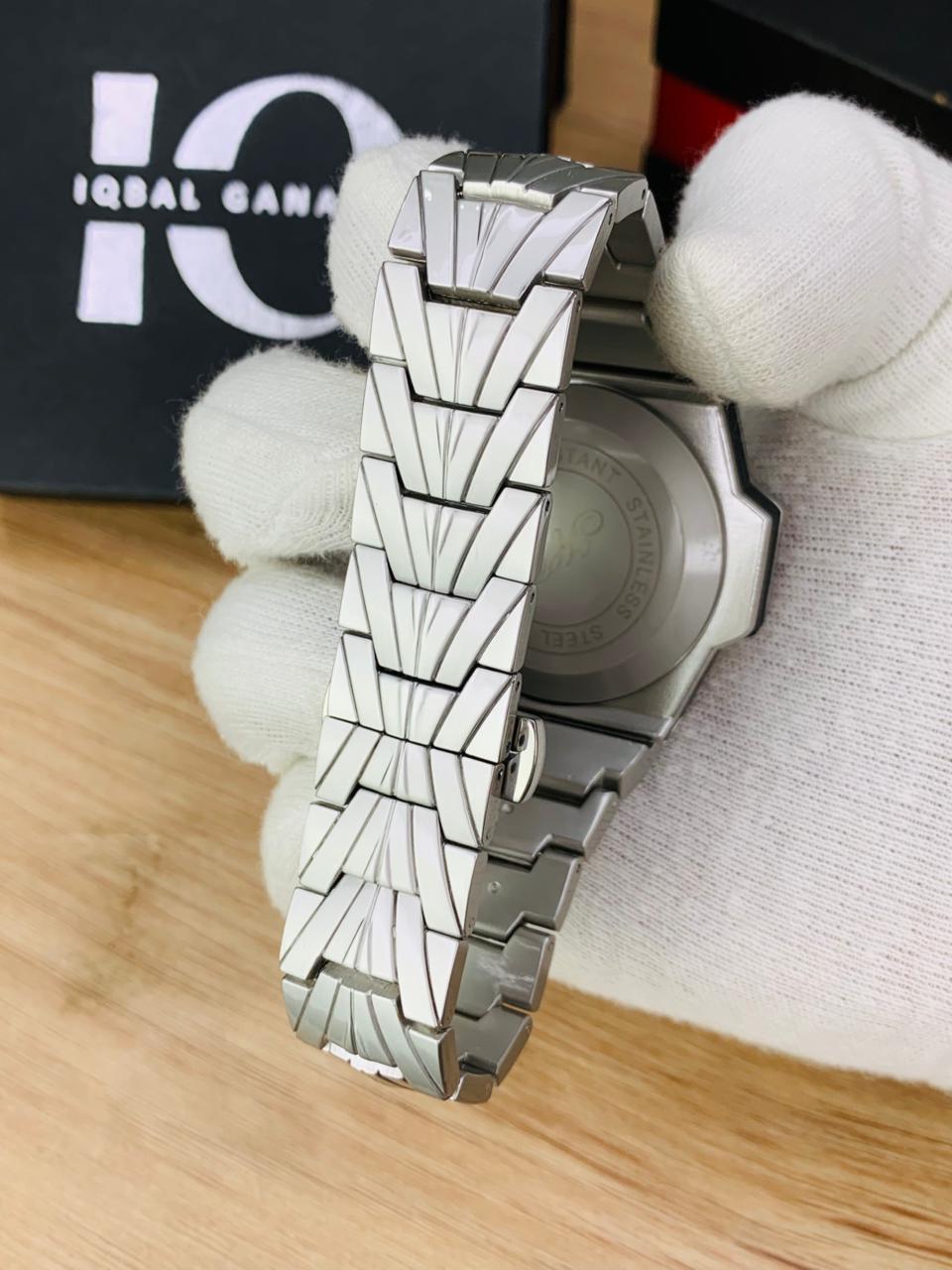 HB Star Model | Silver Black