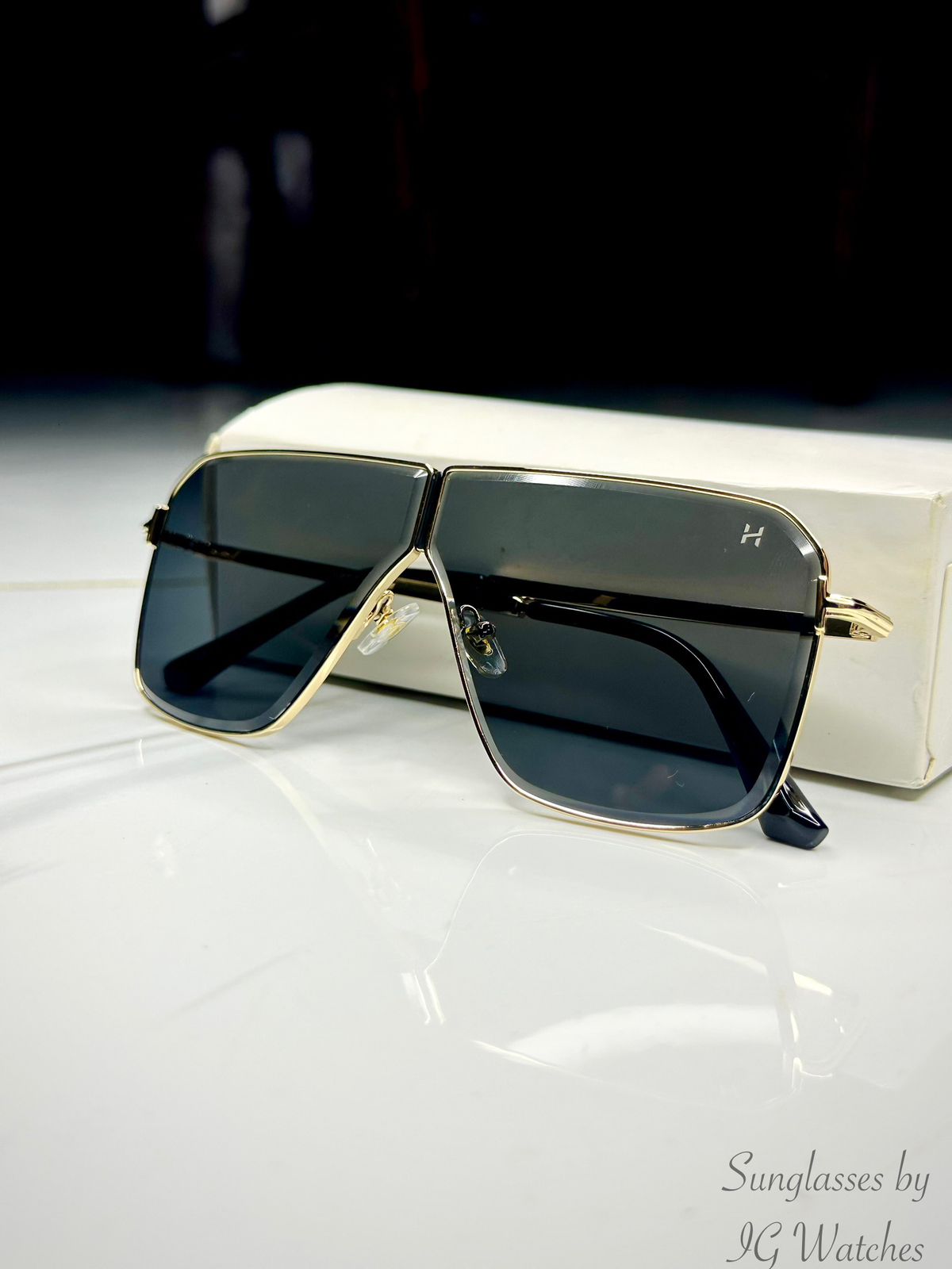 Imported TMF 002 | Black