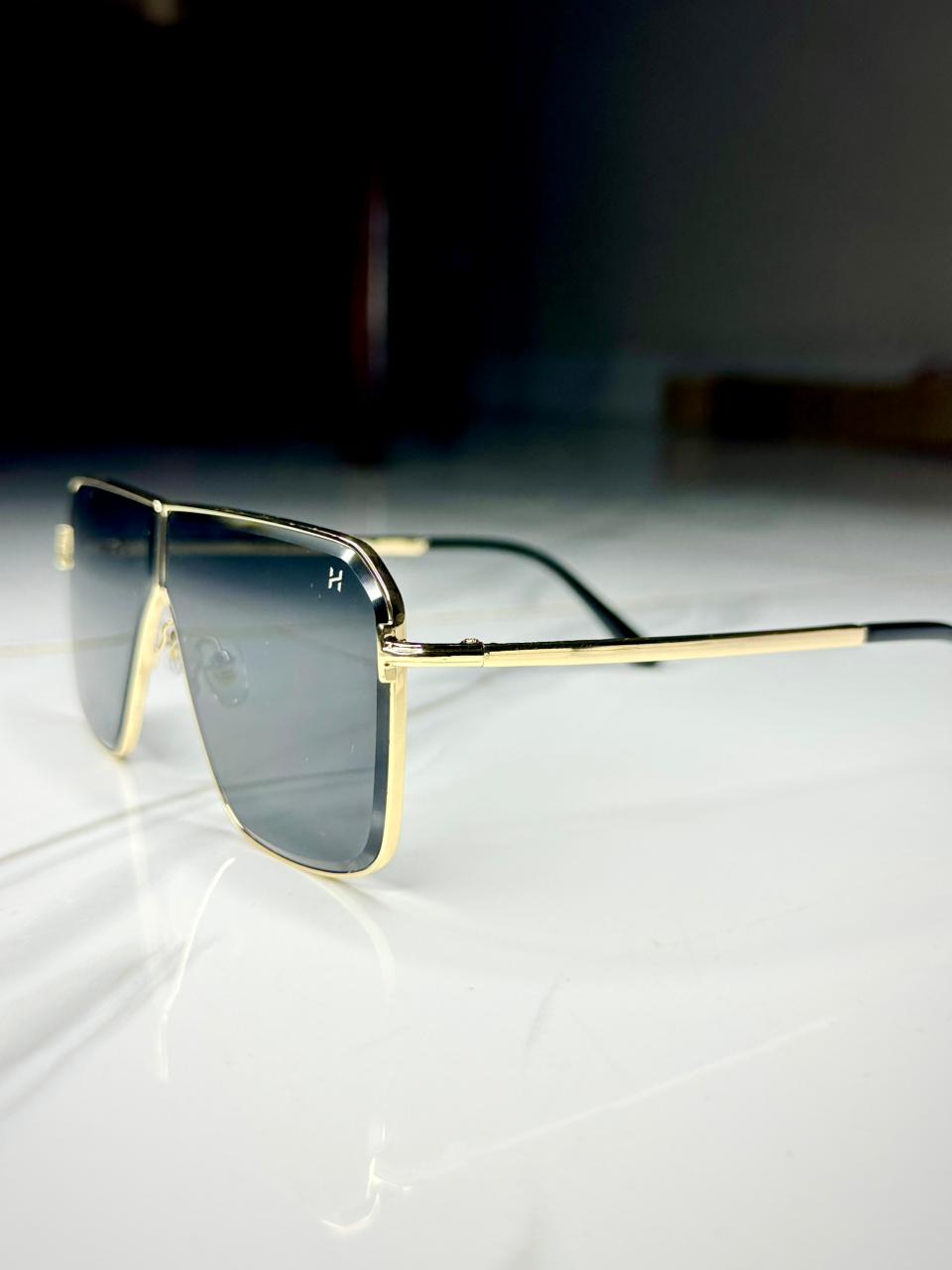 Imported TMF 002 | Black
