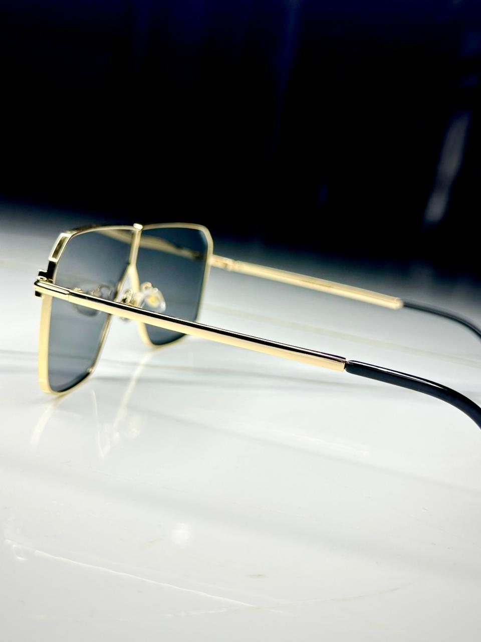 Imported TMF 002 | Black