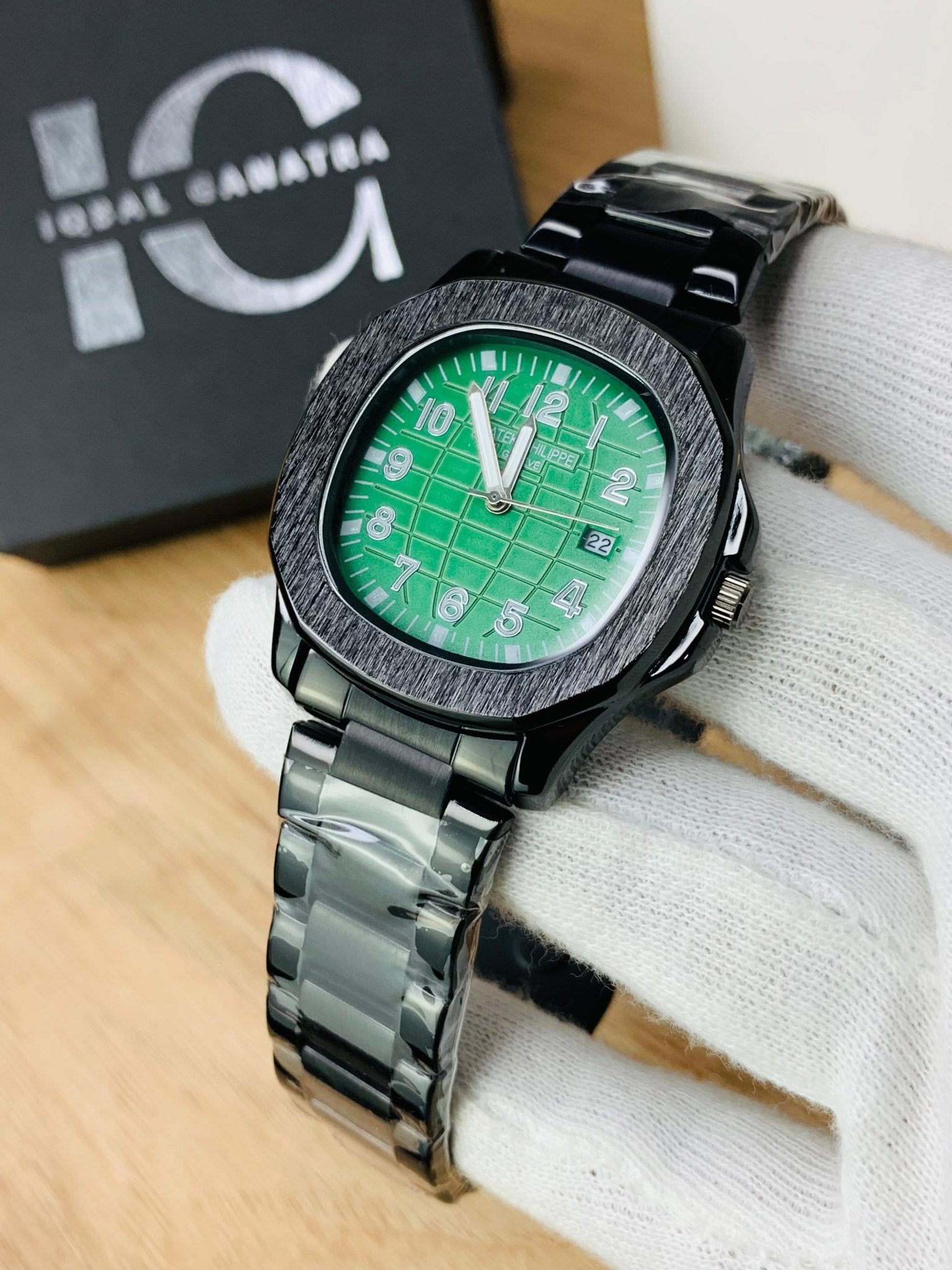PP SQ Model (Black Green)