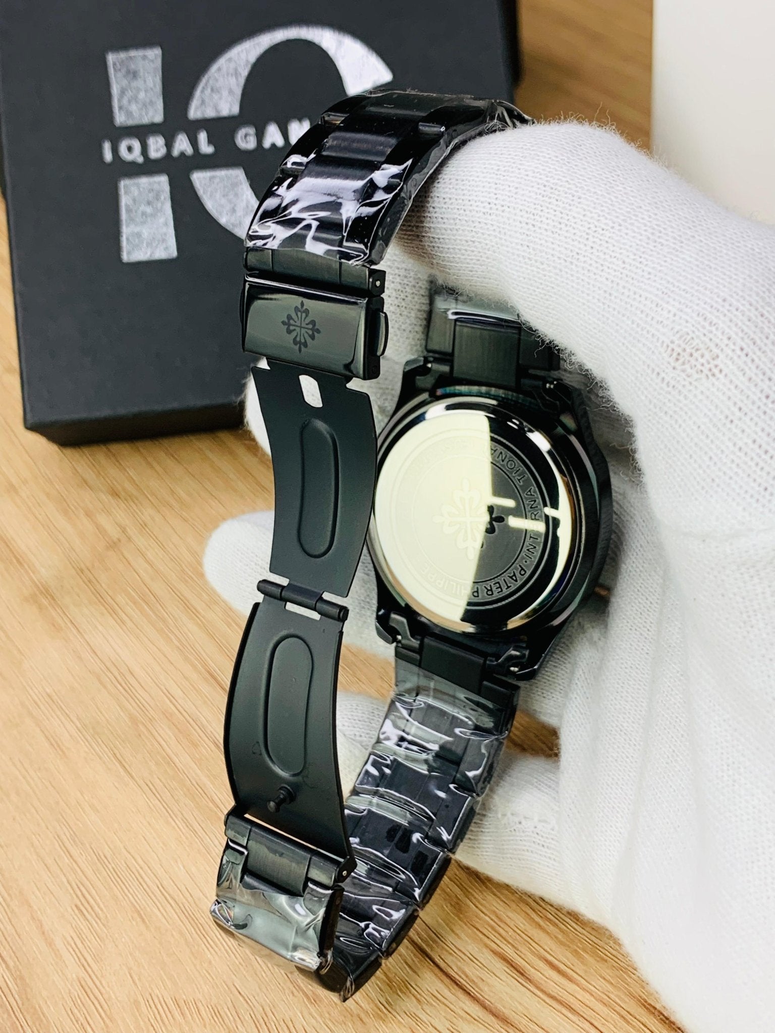 PP SQ Model (Black Green)