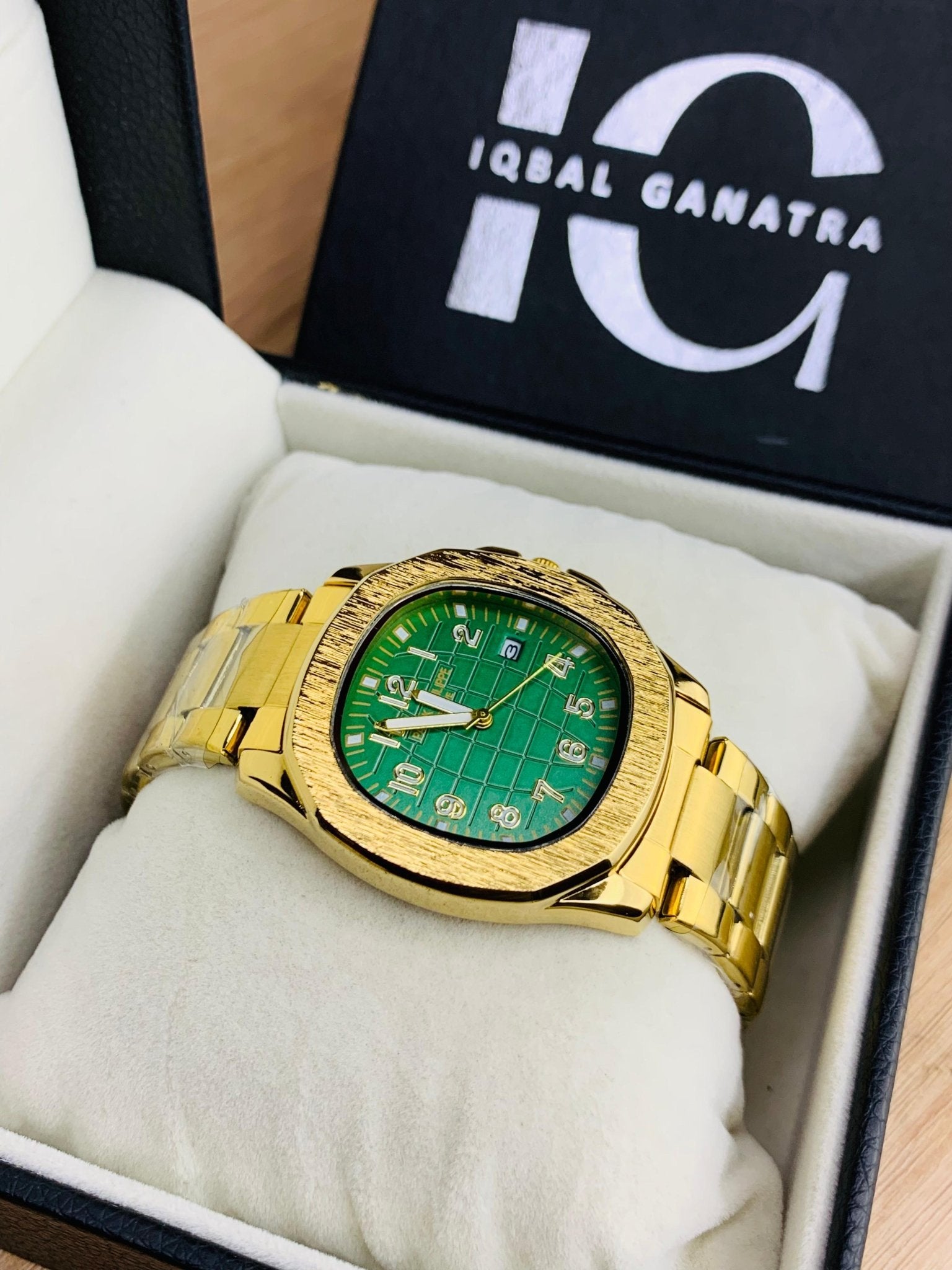 PP SQ Model (Gold Green)