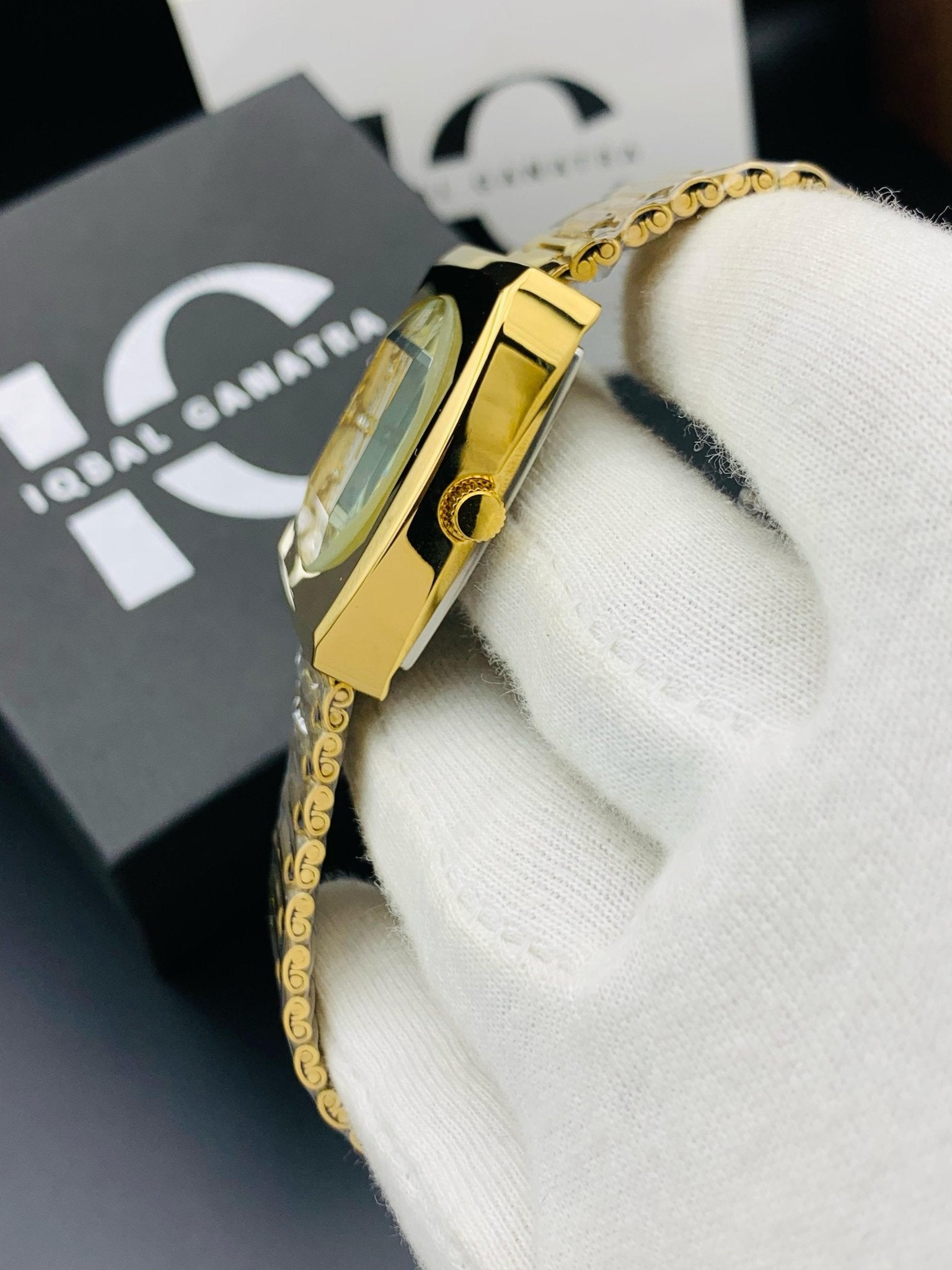 RD Branded SQ Model (Gold Silver)