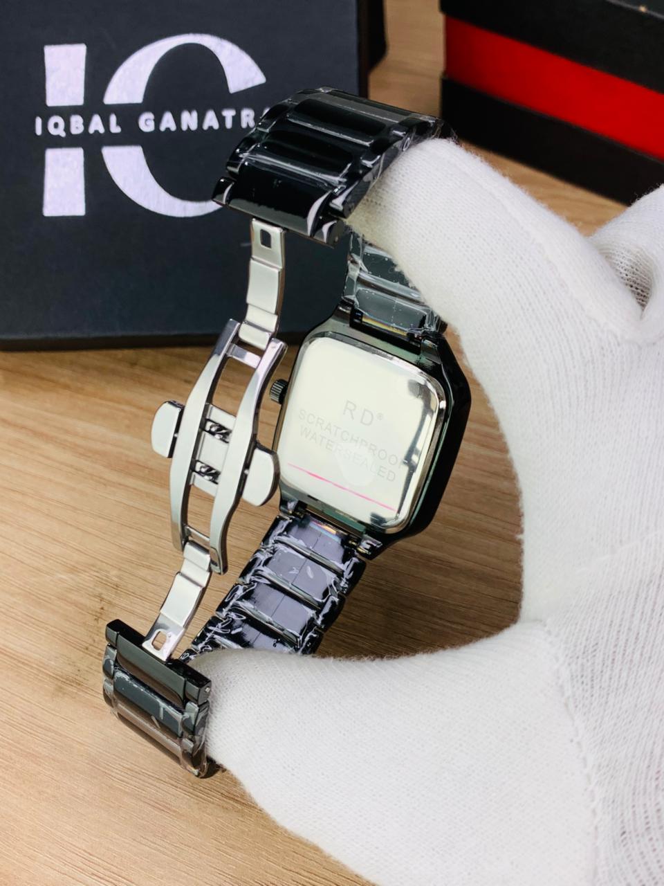 RD SQ Model | Full Black
