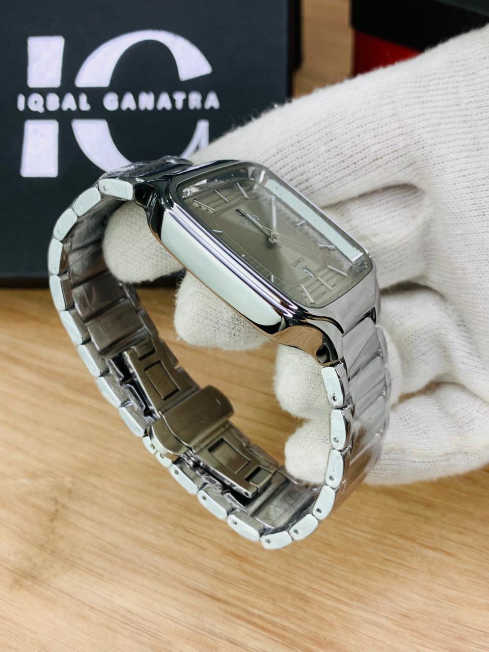 RD TV Model | Silver Grey (Matt)