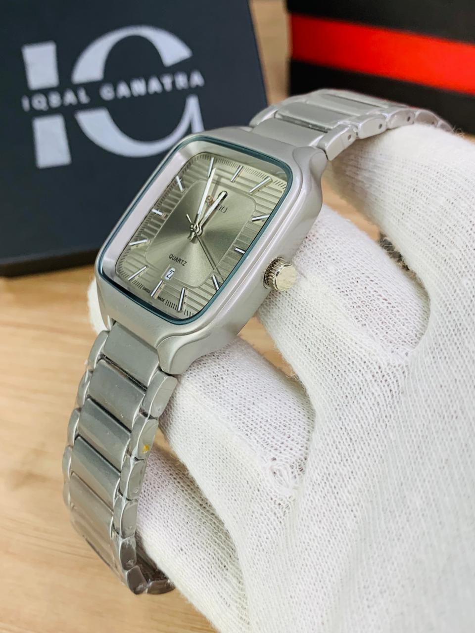 RD TV Model | Silver Grey (Matt)