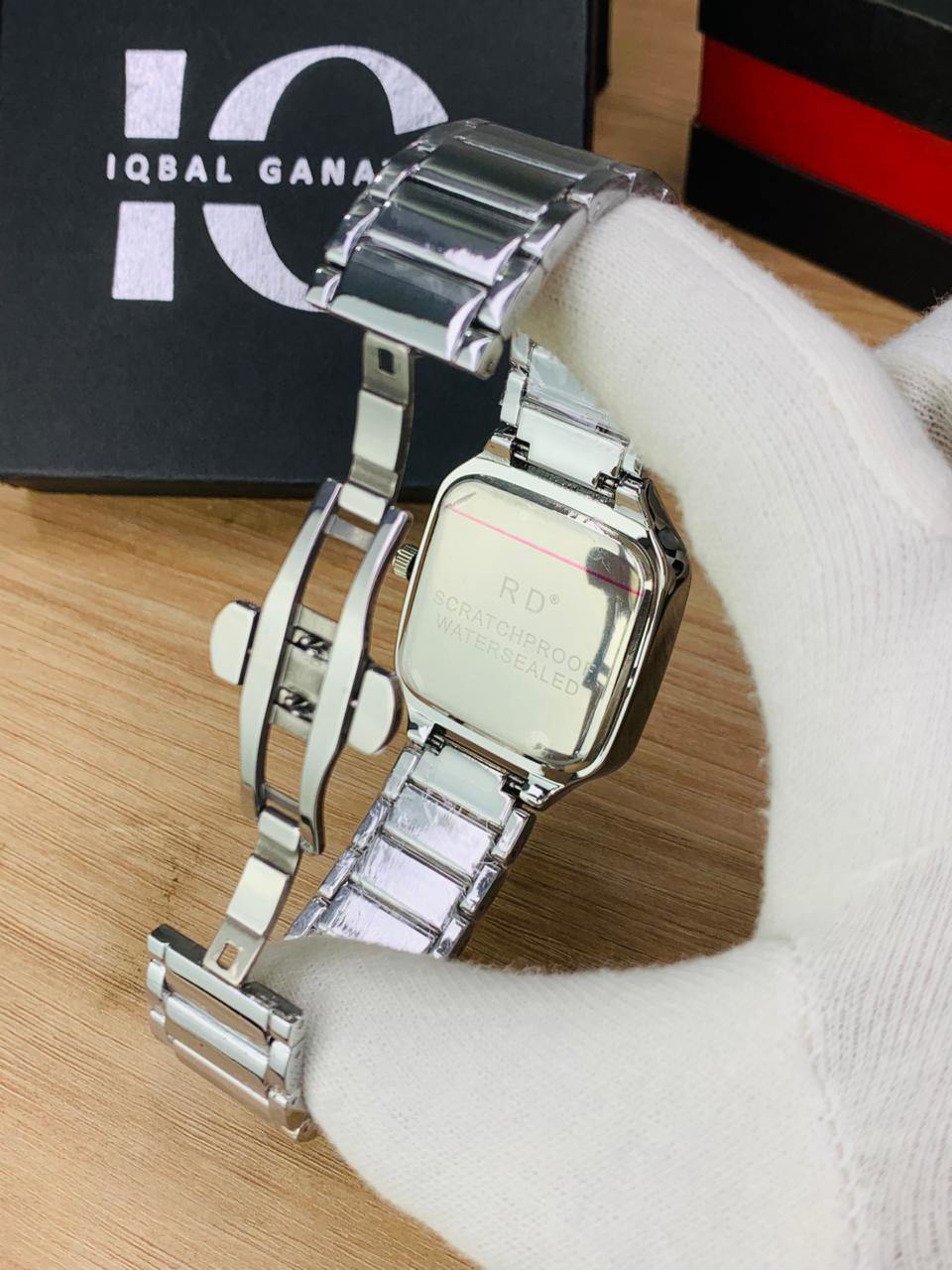 RD TV Model | Silver Grey (Shiny)
