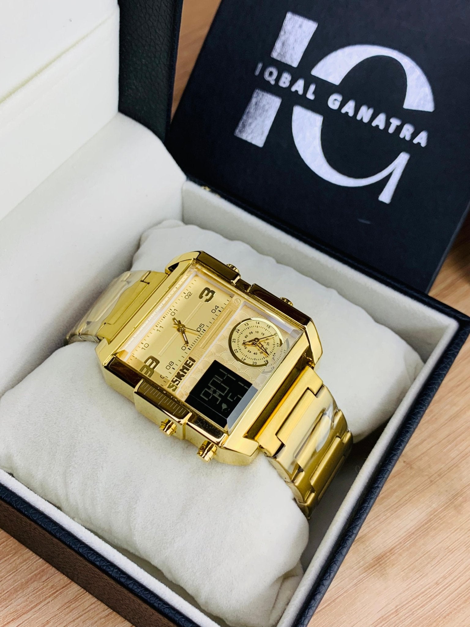 Skemi Triple Time (Gold)