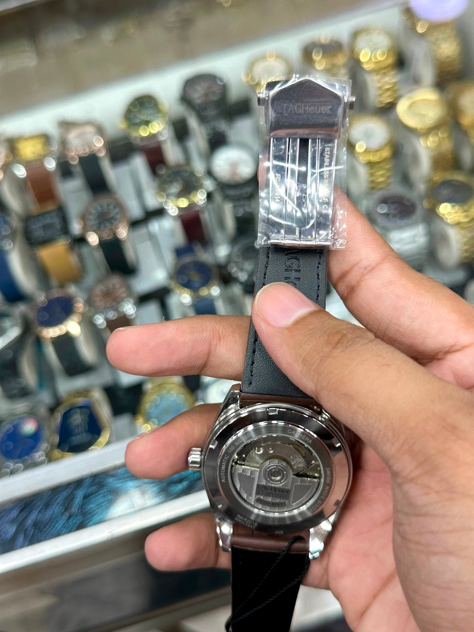 Tag Twin Time | Brown